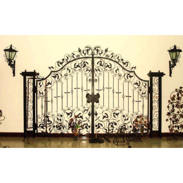 Puerta decorativa de hierro forjado con artesanías de hierro de metal